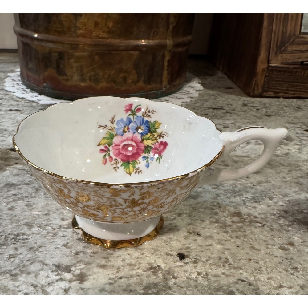 Royal Standard England Bone China Teacup Gold Filigree Floral Scalloped Vintage